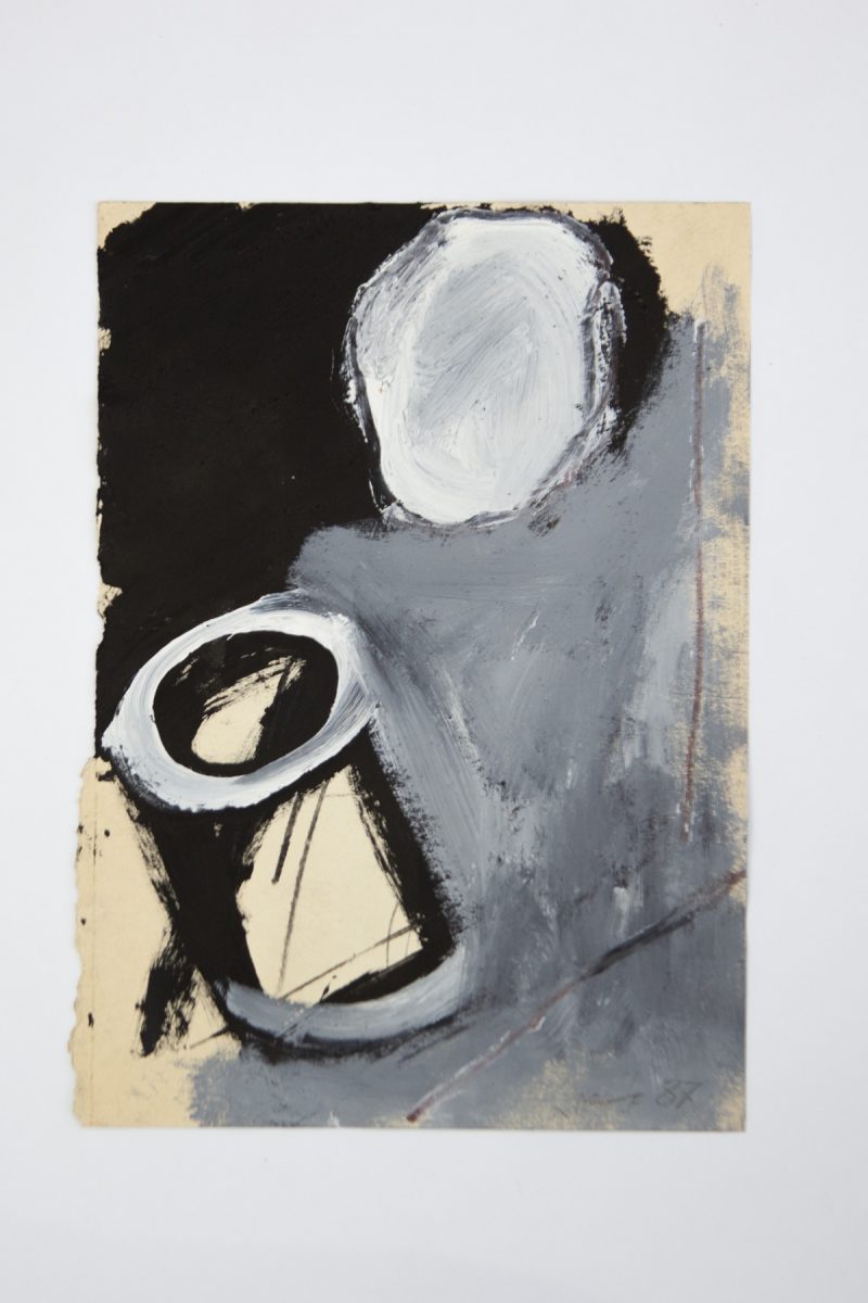 Giuseppe Spagnulo, Senza titolo / Untitled, 1987 carboncino, ossido di ferro, pigmenti su carta charcoal, iron oxide, pigments on paper, cm 30,5 X 22