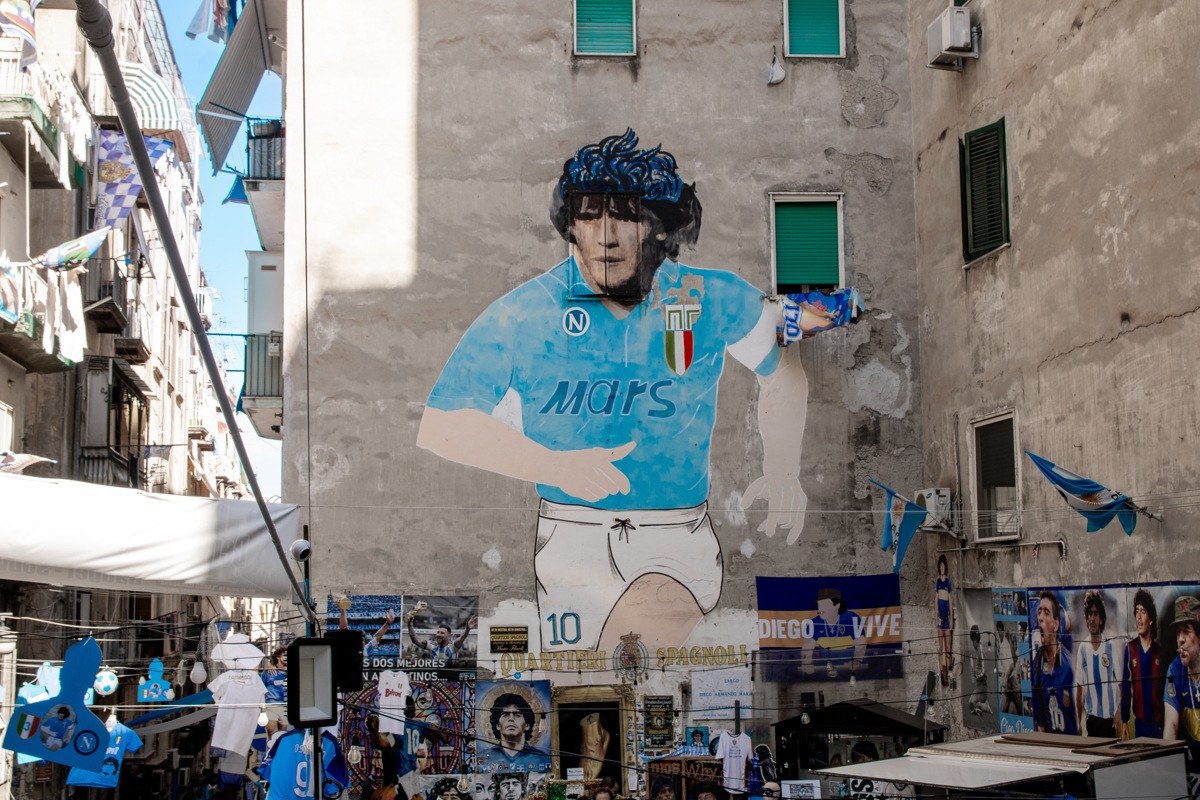 Maradona murale