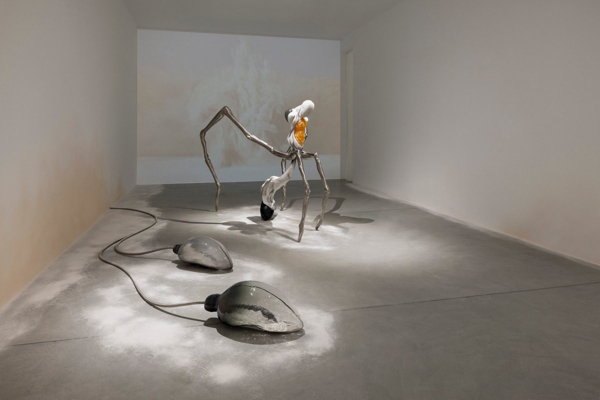 Ivana Bašić, Fantasy vanishes in flesh, 2025, exhibition view Francesca Minini, Milano