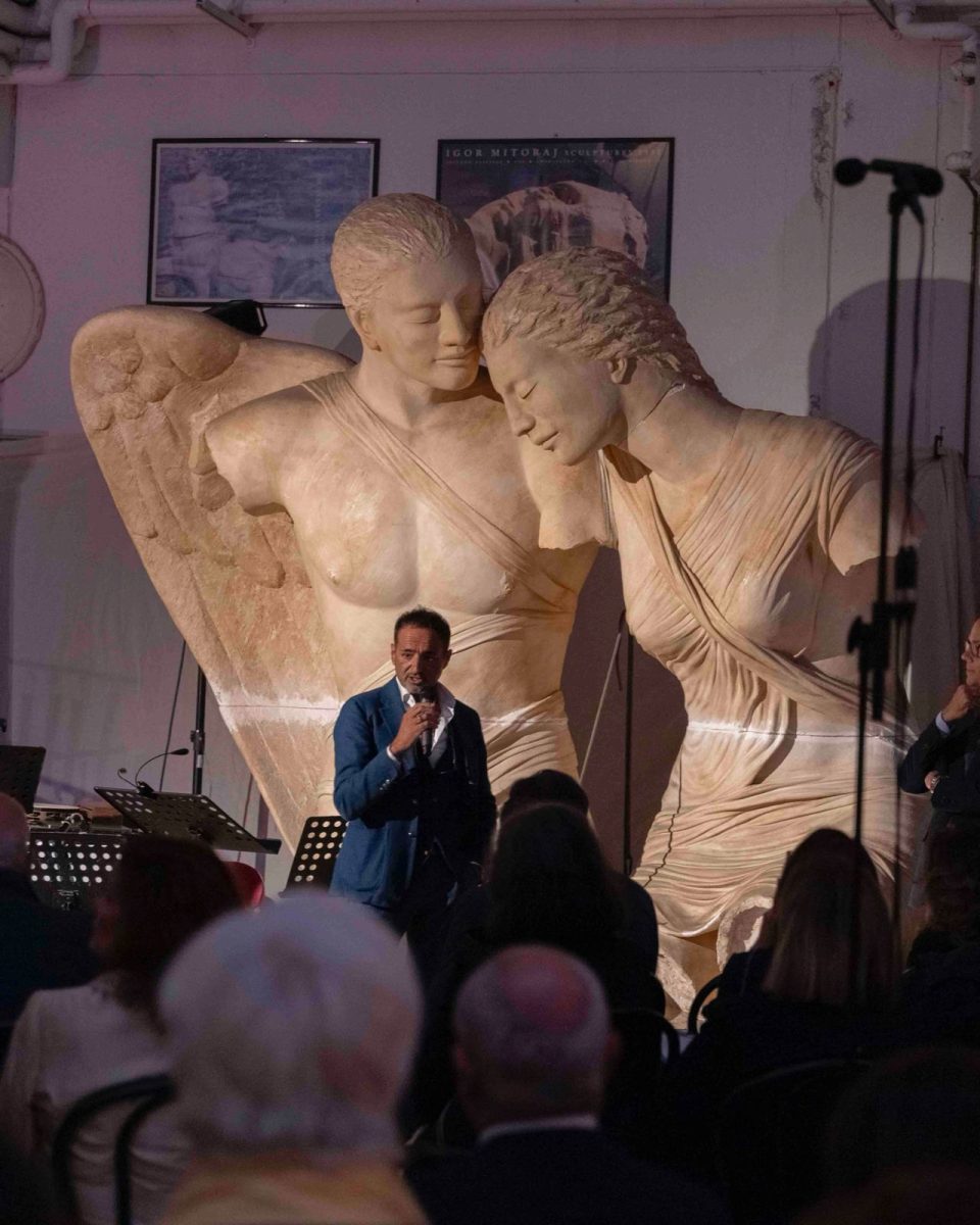 Mitoraj, Mito e Musica