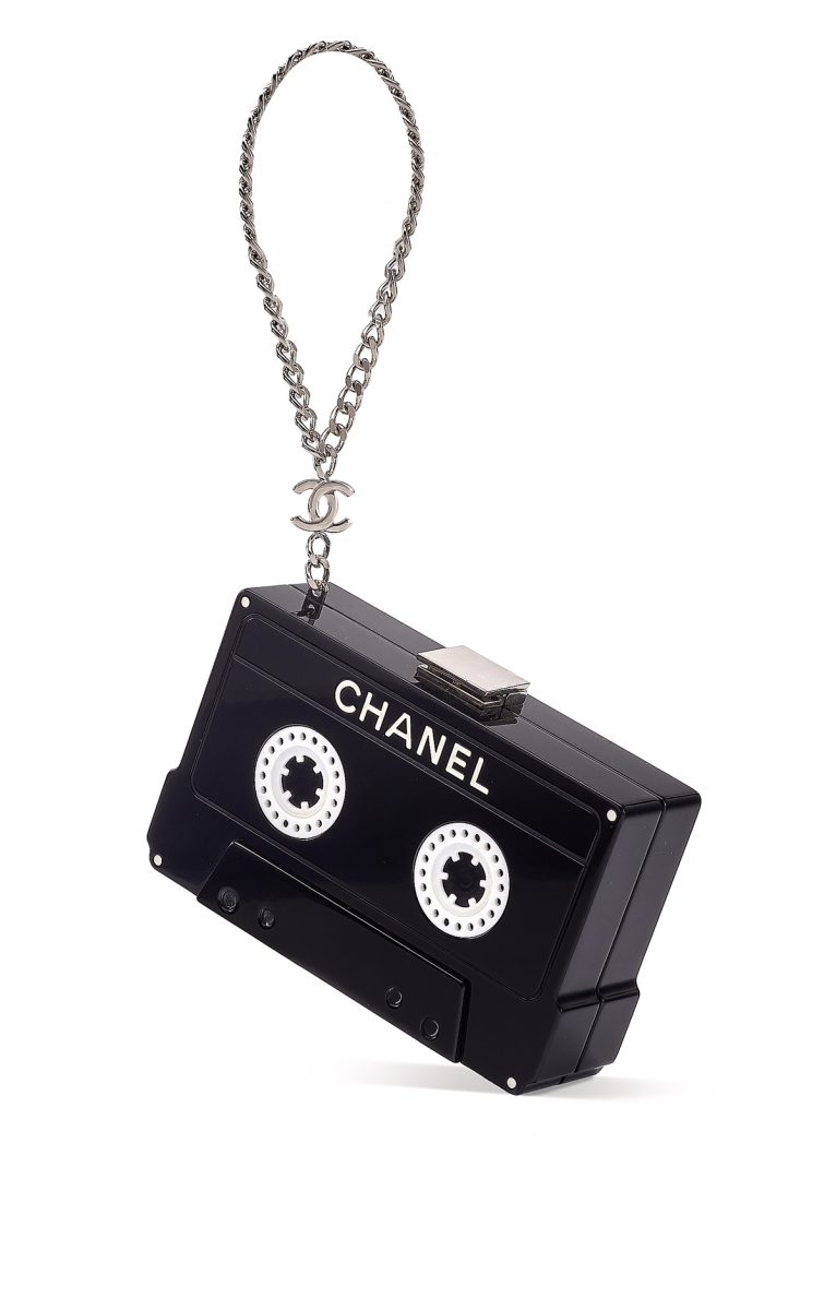 CHANEL
Pochette "Cassette" 2004