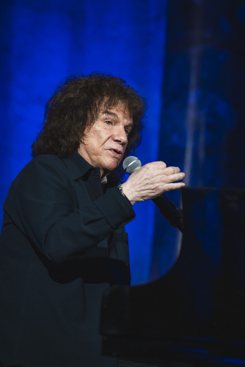 Notre Dame De Paris conferenza