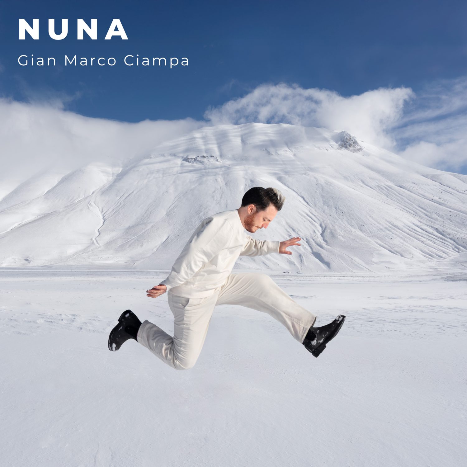 Copertina dell'EP NUNA di Gian Marco Ciampa, ritratto fotografico dell'artista