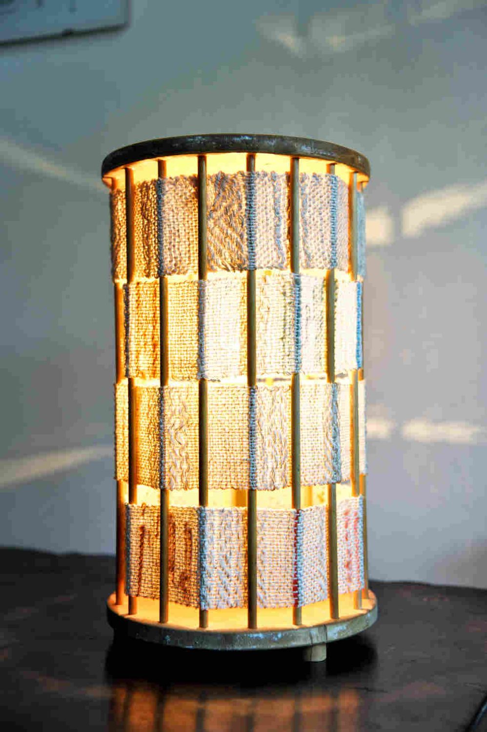 Lampada di design di Cristina Busnelli esposta a Villa Angarano per Design in Villa 2026