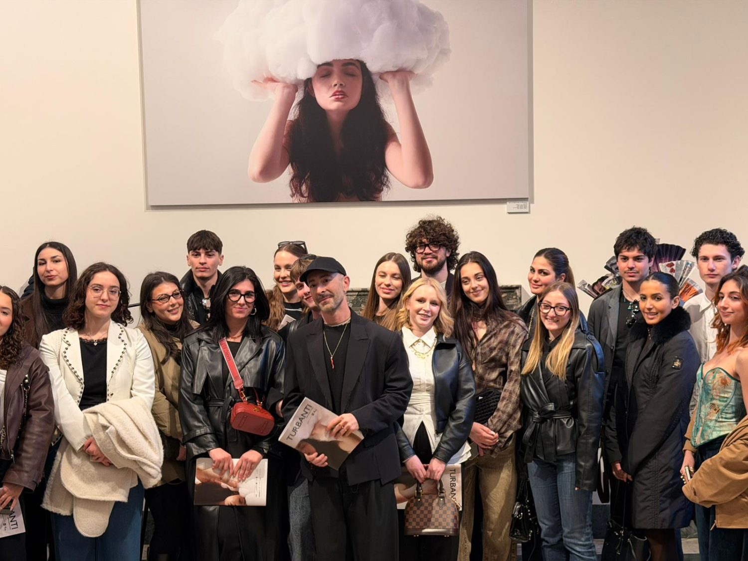 Allestimento della mostra fotografica Turbanti alla Casa Museo Boncompagni Ludovisi
